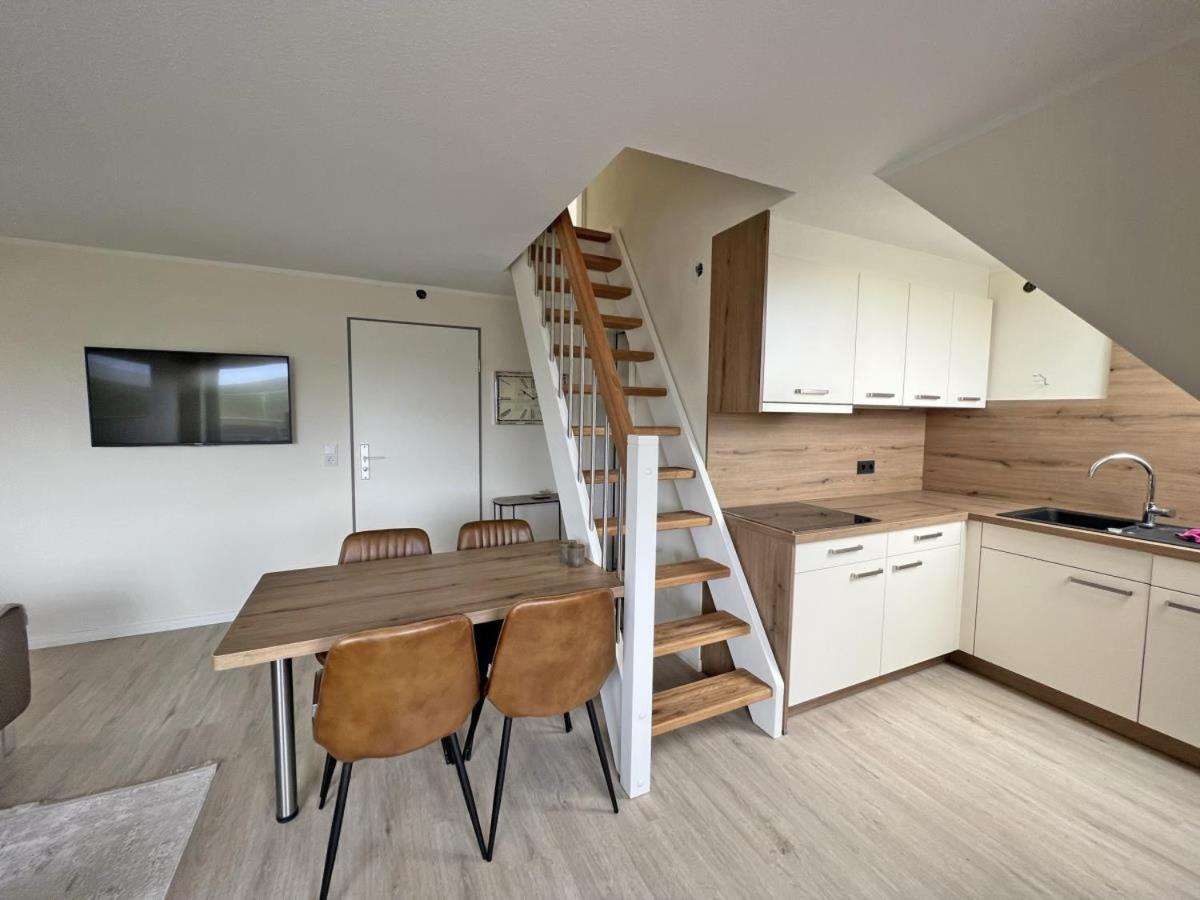 Deichblick 6 In Norddeich- Urlaub Mit Meerblick Am Strand Norden Esterno foto